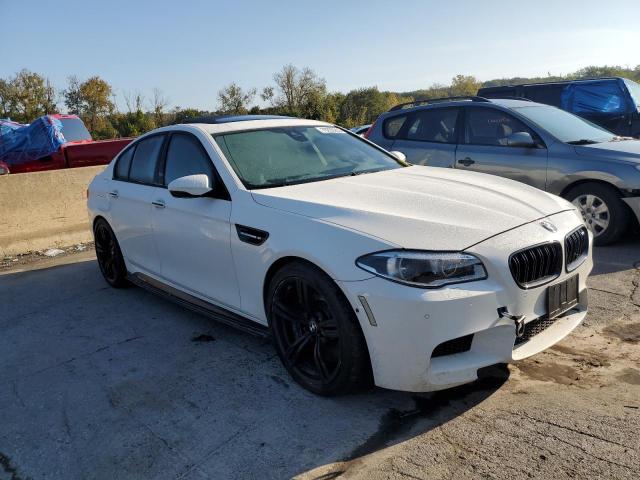 WBSFV9C59FD594539 - 2015 BMW M5 WHITE photo 4