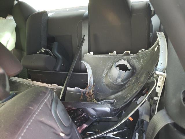 2C3CDZFJ1KH759068 - 2019 DODGE CHALLENGER R/T SCAT PACK WHITE photo 6