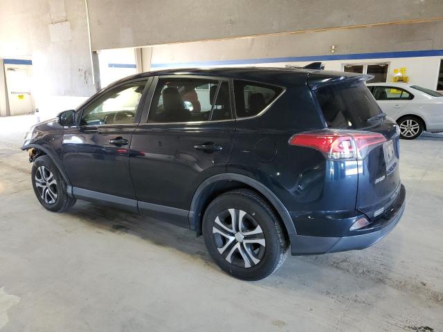 JTMBFREV6JJ718096 - 2018 TOYOTA RAV4 LE Көк фото 2