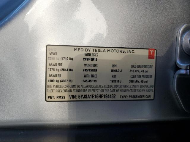 5YJSA1E16HF194432 - 2017 TESLA MODEL S Արծաթագույն լուսանկար 12