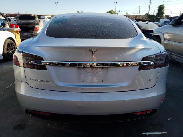 5YJSA1E16HF194432 - 2017 TESLA MODEL S Արծաթագույն լուսանկար 6