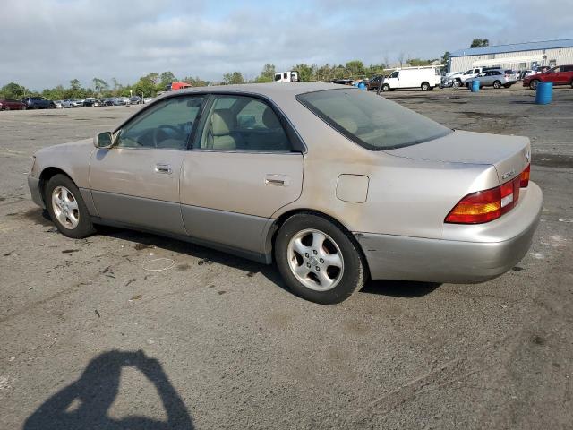 JT8BF22G5V5008651 - 1997 LEXUS ES 300 BEIGE photo 2