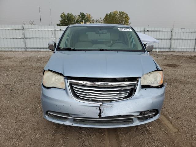 2C4RC1CG4DR535082 - 2013 CHRYSLER TOWN & COU TOURING L BLUE photo 5