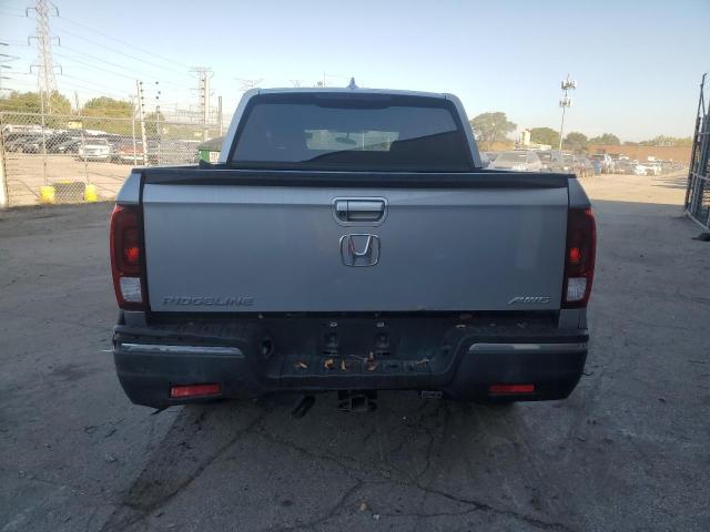 5FPYK3F10JB004140 - 2018 HONDA RIDGELINE SPORT SILVER photo 6