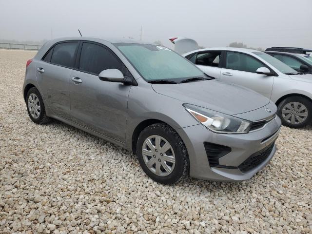 3KPA25AD7ME429761 - 2021 KIA RIO S GRAY photo 4