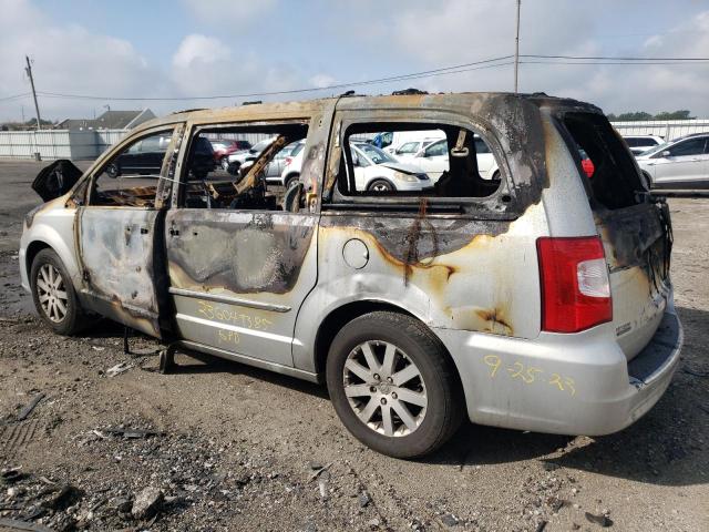 2A4RR8DG4BR759689 - 2011 CHRYSLER TOWN & COU TOURING L SILVER photo 2