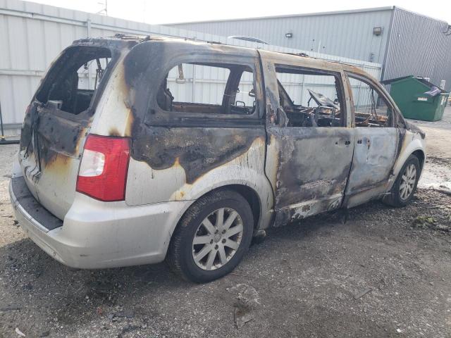 2A4RR8DG4BR759689 - 2011 CHRYSLER TOWN & COU TOURING L SILVER photo 3