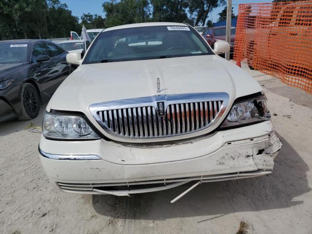1LNHM81V37Y622969 - 2007 LINCOLN TOWN CAR SIGNATURE 白色 照片 5