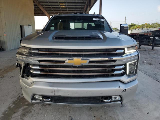 1GC4YVEY1MF114002 - 2021 CHEVROLET SILVERADO K3500 HIGH COUNTRY SILVER photo 5