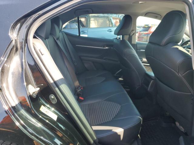 4T1B11HK7JU129098 - 2018 TOYOTA CAMRY L შავი ფოტო 10