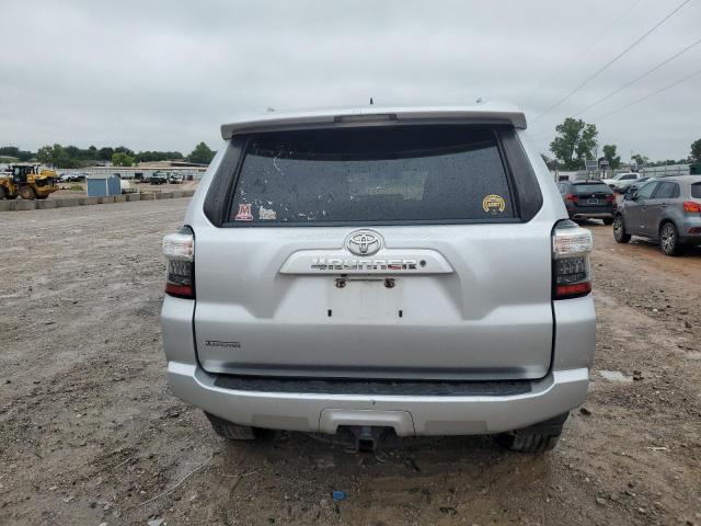 JTEBU5JR0J5523848 - 2018 TOYOTA 4RUNNER SR5/SR5 PREMIUM Gümüş foto 6