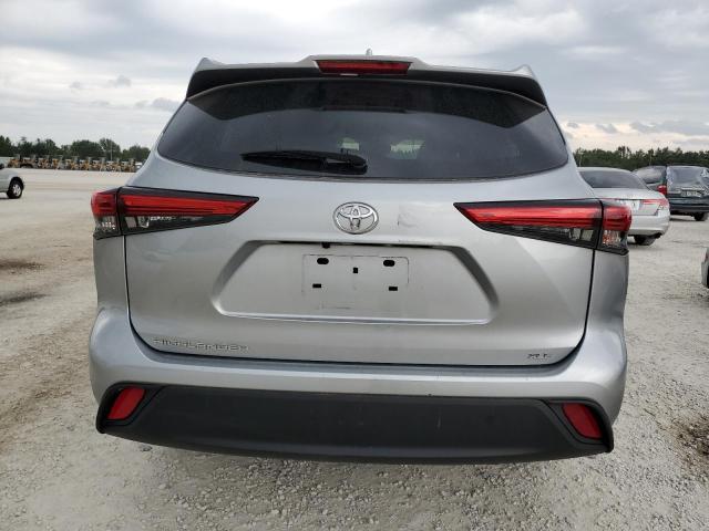 5TDGZRAH8MS087999 - 2021 TOYOTA HIGHLANDER XLE SILVER photo 6