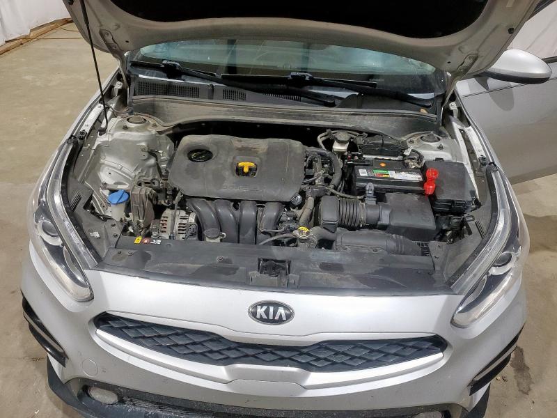3KPF24AD9KE060642 - 2019 KIA FORTE FE Plata foto 11