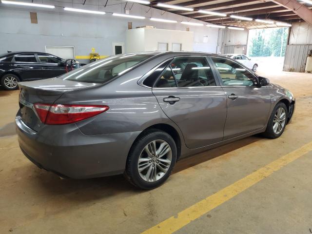 4T1BF1FK4FU971232 - 2015 TOYOTA CAMRY LE GRAY photo 3