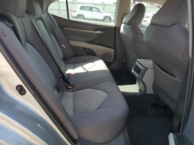 4T1L11BK1LU017302 - 2020 TOYOTA CAMRY LE SILVER photo 10