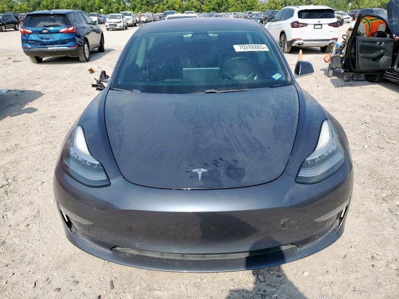 5YJ3E1EA0JF007782 - 2018 TESLA MODEL 3 Gri fotoğraf 5