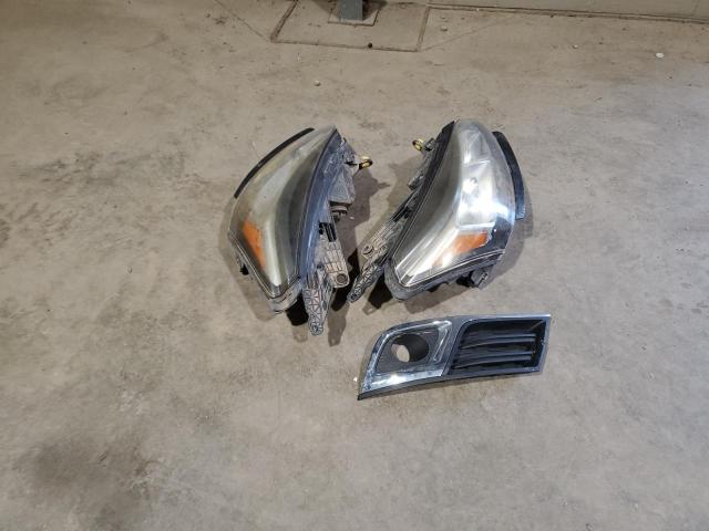 1GNKRHKD1HJ107066 - 2017 CHEVROLET TRAVERSE LT WHITE photo 13