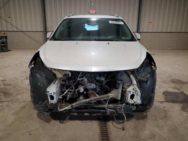 1GNKRHKD1HJ107066 - 2017 CHEVROLET TRAVERSE LT WHITE photo 5