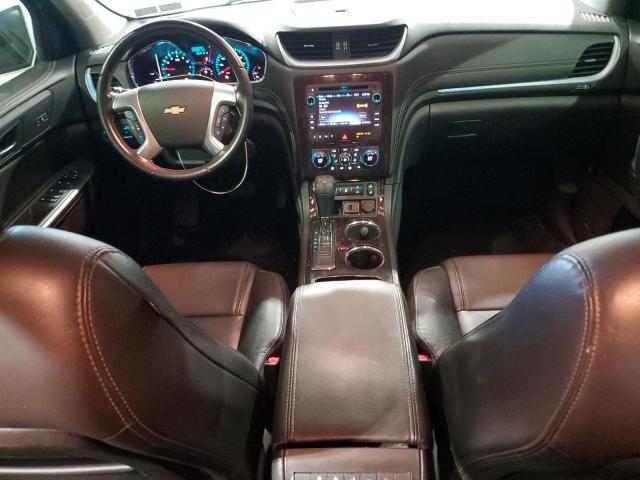 1GNKRHKD1HJ107066 - 2017 CHEVROLET TRAVERSE LT WHITE photo 8