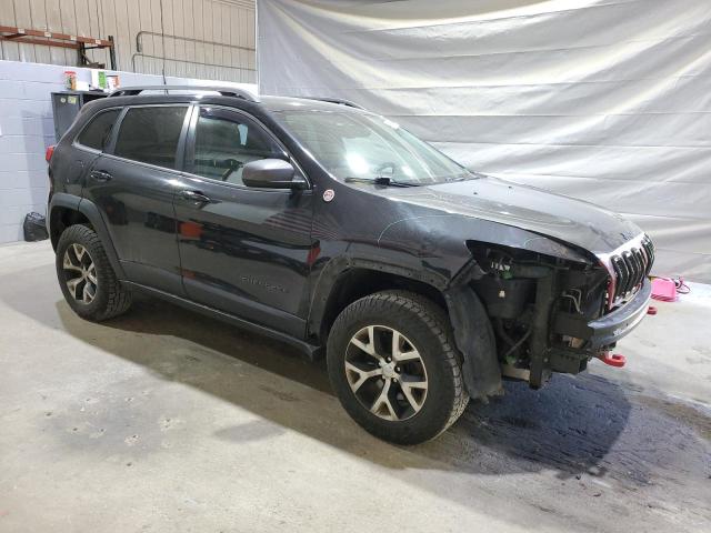 1C4PJMBB7GW262929 - 2016 JEEP CHEROKEE TRAILHAWK BLACK photo 4