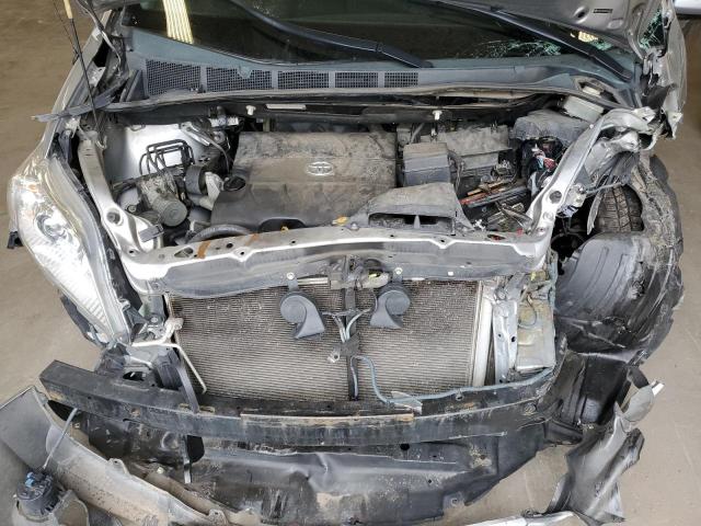 5TDYK3DC8BS044041 - 2011 TOYOTA SIENNA XLE SILVER photo 12