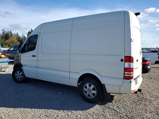 WD3PE7DC2F5968409 - 2015 MERCEDES-BENZ SPRINTER 2500 WHITE photo 2