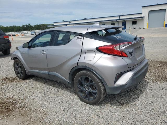 NMTKHMBXXJR015895 - 2018 TOYOTA C-HR XLE 银色 照片 2