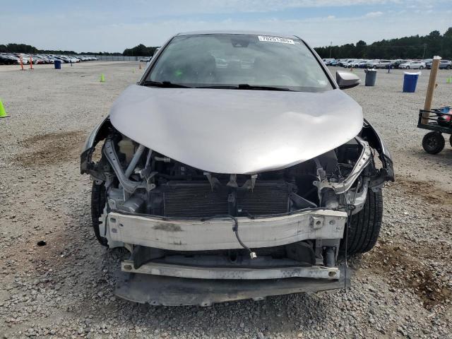 NMTKHMBXXJR015895 - 2018 TOYOTA C-HR XLE 银色 照片 5