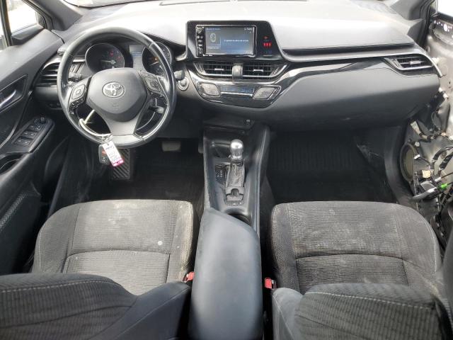 NMTKHMBXXJR015895 - 2018 TOYOTA C-HR XLE 银色 照片 8