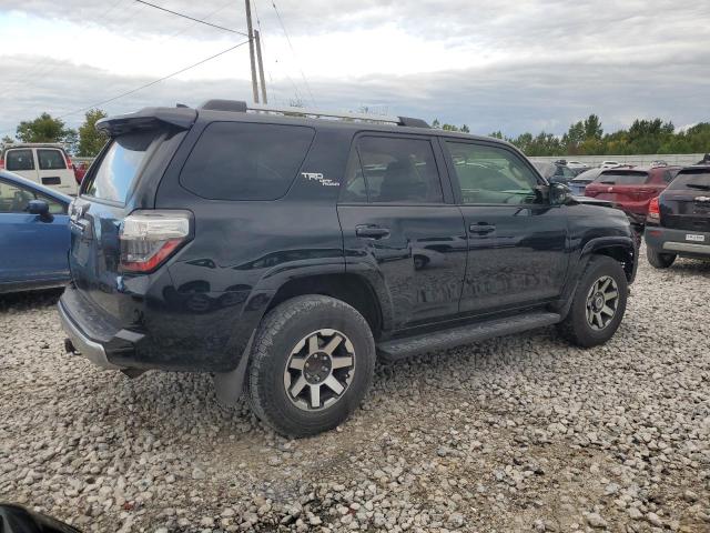 JTEBU5JR1J5530095 - 2018 TOYOTA 4RUNNER SR5/SR5 PREMIUM შავი ფოტო 3