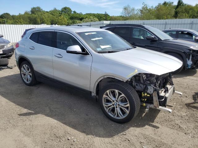 WBXYJ5C38JEF72009 - 2018 BMW X2 XDRIVE28I SILVER photo 4