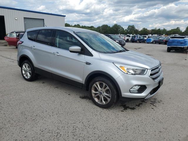 1FMCU9GD0HUD25911 - 2017 FORD ESCAPE SE 银色 照片 4