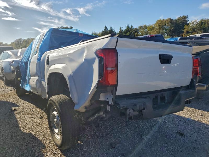 3TYJDAHN1RT004653 - 2024 TOYOTA TACOMA XTRACAB თეთრი ფოტო 2