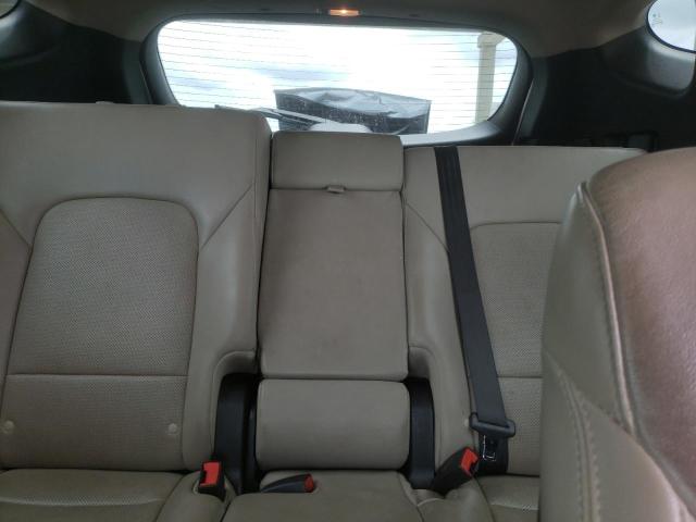 5NMZU3LB7JH059591 - 2018 HYUNDAI SANTA FE S WHITE photo 10