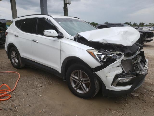 5NMZU3LB7JH059591 - 2018 HYUNDAI SANTA FE S WHITE photo 4