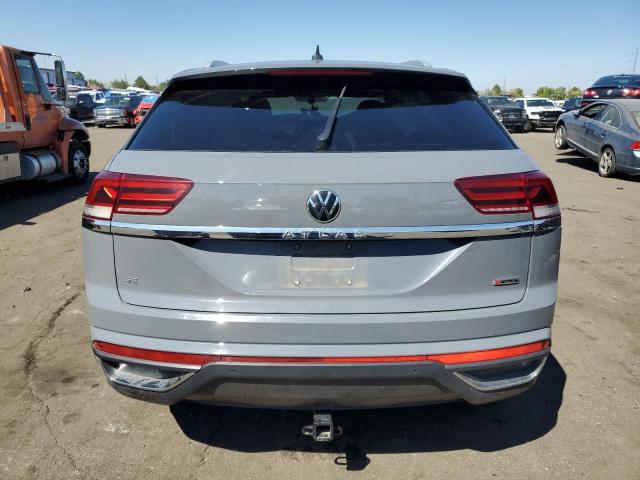 1V26C2CA7LC204345 - 2020 VOLKSWAGEN ATLAS CROS SE Серый фото 6