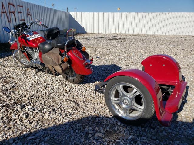 JH2RC5006FK200672 - 2015 HONDA VT750 C RED photo 3