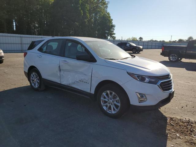 2GNAXHEV3J6161512 - 2018 CHEVROLET EQUINOX LS თეთრი ფოტო 4