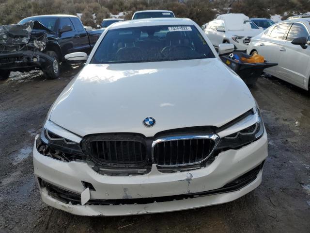 WBAJE7C59JWC55041 - 2018 BMW 540 XI WHITE photo 5