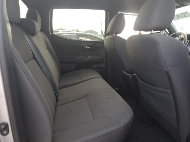 3TMCZ5AN0JM171226 - 2018 TOYOTA TACOMA DOUBLE CAB GRAY photo 10