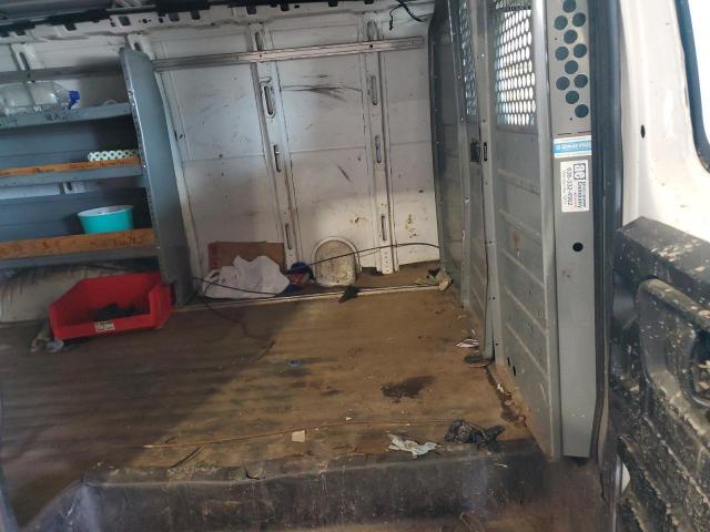 1GCWGFBA2D1159309 - 2013 CHEVROLET EXPRESS G2 WHITE photo 11