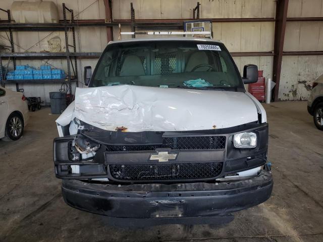 1GCWGFBA2D1159309 - 2013 CHEVROLET EXPRESS G2 WHITE photo 5