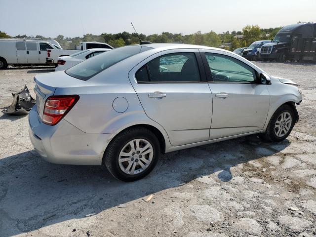 1G1JB5SH2H4134391 - 2017 CHEVROLET SONIC LS 银色 照片 3