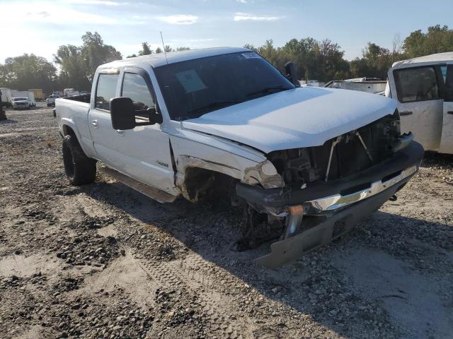 1GCGK23U04F207168 - 2004 CHEVROLET SILVERADO K2500 WHITE photo 4