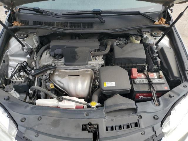 4T1BF1FK8GU501402 - 2016 TOYOTA CAMRY LE SILVER photo 11