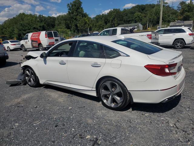 1HGCV2F95LA003587 - 2020 HONDA ACCORD TOURING WHITE photo 2