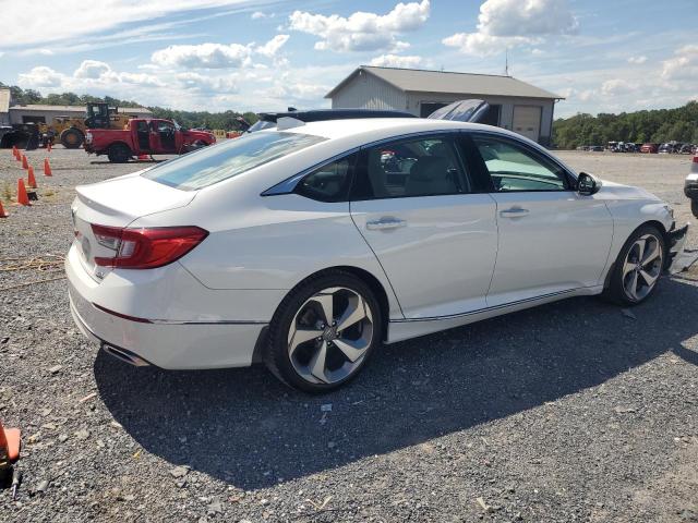 1HGCV2F95LA003587 - 2020 HONDA ACCORD TOURING WHITE photo 3