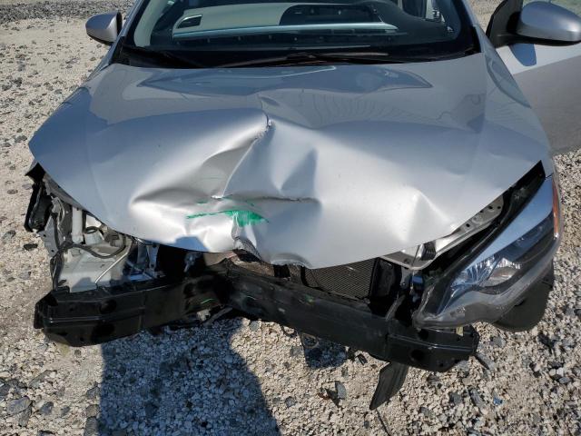 2T1BURHE2GC627218 - 2016 TOYOTA COROLLA L SILVER photo 11