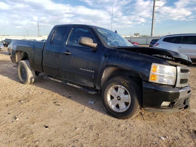 1GCRKSE34BZ267933 - 2011 CHEVROLET 1500 K1500 LT BLACK photo 4