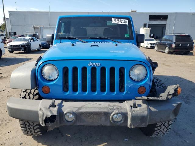 1C4BJWDGXCL157943 - 2012 JEEP WRANGLER U SPORT Mavi foto 5